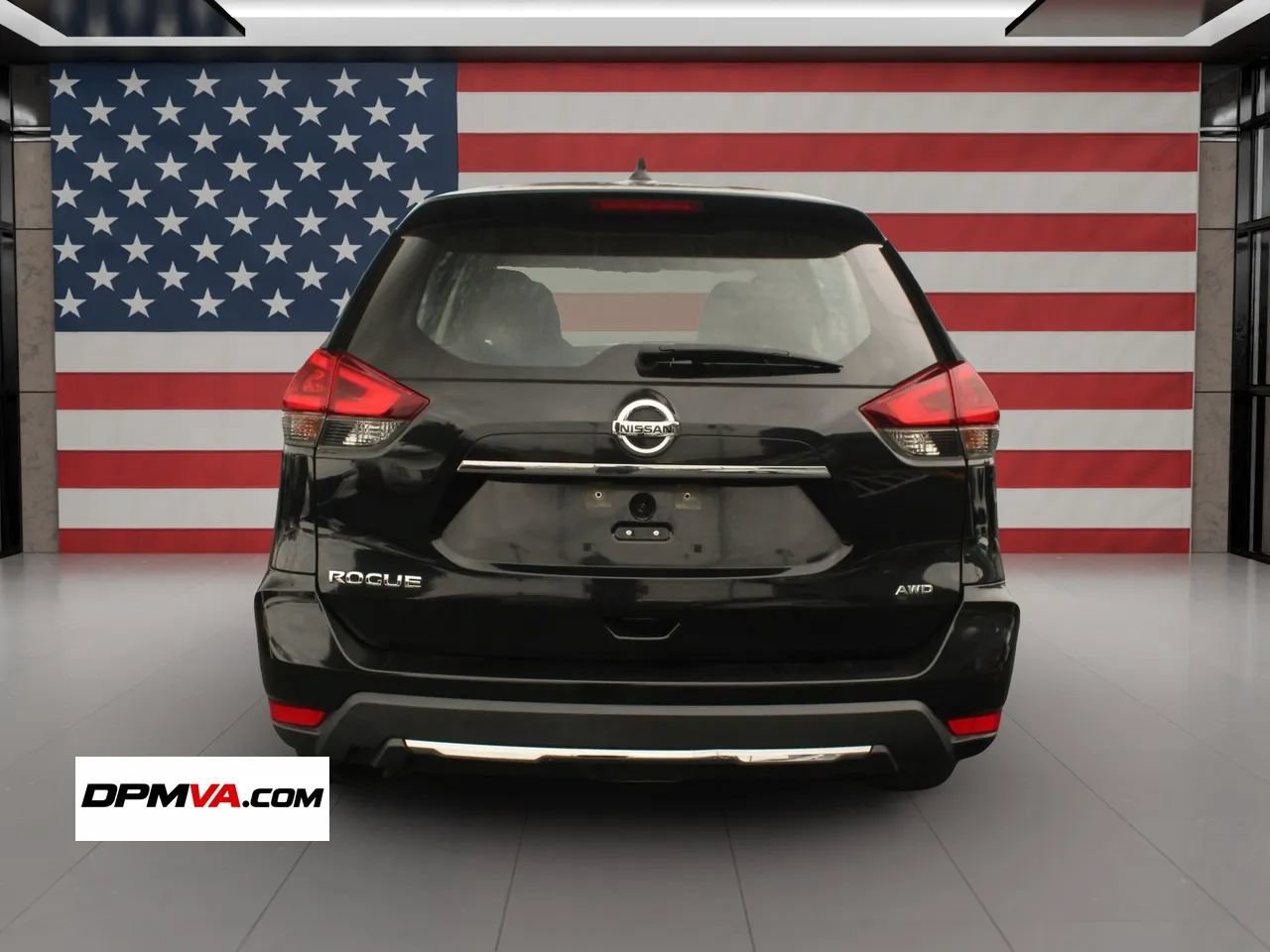 Used 2018 Nissan Rogue S AWD/4WD image 7