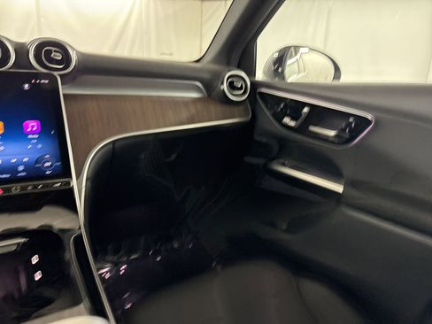 Certified 2026 Mercedes-Benz GLC 300 image 29