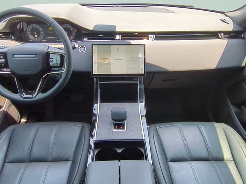 Used 2024 Land Rover Range Rover Evoque S AWD/4WD image 12