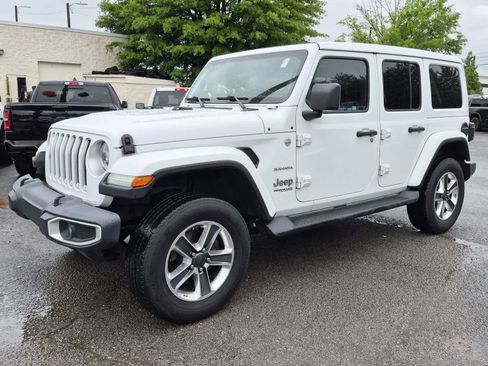 Used 2021 Jeep Wrangler Unlimited Sahara w/ LED Lighting Group AWD/4WD image 4