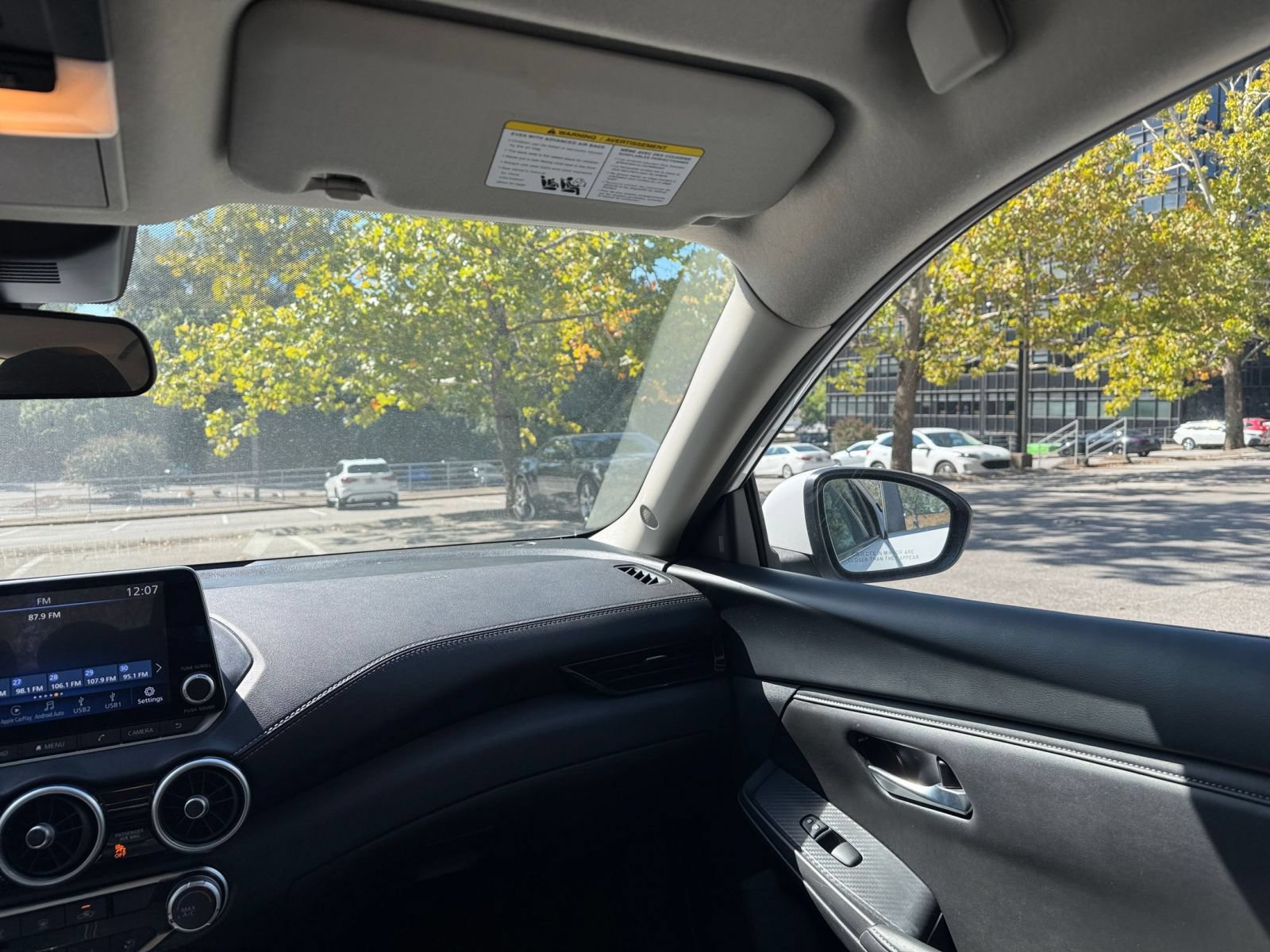 Used 2025 Nissan Sentra SV FWD image 31