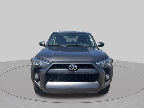 Used 2018 Toyota 4Runner SR5 Premium RWD image 5