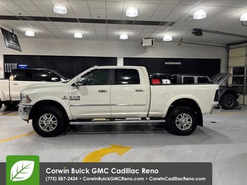 Used 2018 RAM 2500 Laramie w/ Cold Weather Group AWD/4WD image 5