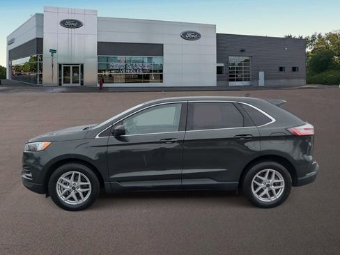 Used 2023 Ford Edge SEL image 6
