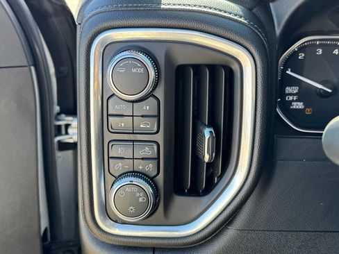 Used 2021 GMC Sierra 1500 Elevation image 23