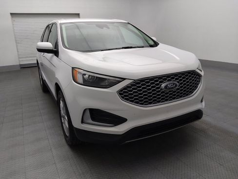 Used 2024 Ford Edge SEL image 14