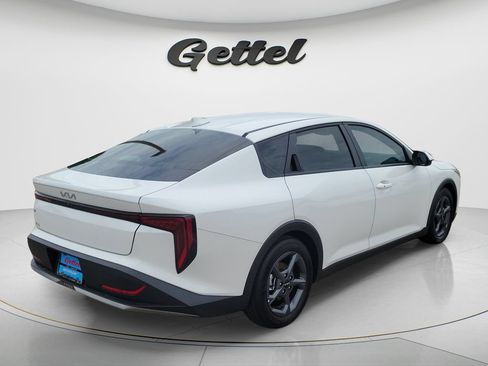 Used 2025 Kia K4 FWD image 5