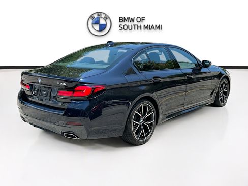 Certified 2023 BMW 530i xDrive w/ M Sport Package AWD/4WD image 6