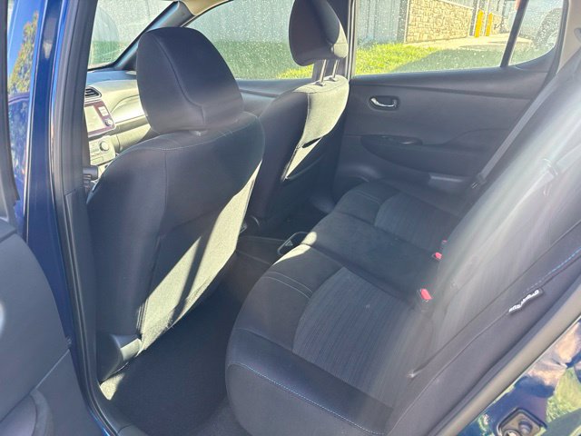 Used 2025 Nissan Leaf S FWD image 7
