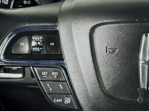 Used 2020 Lincoln Navigator Reserve w/ Luxury Package AWD/4WD image 11