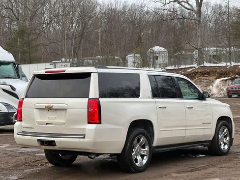 Used 2015 Chevrolet Suburban LTZ image 6