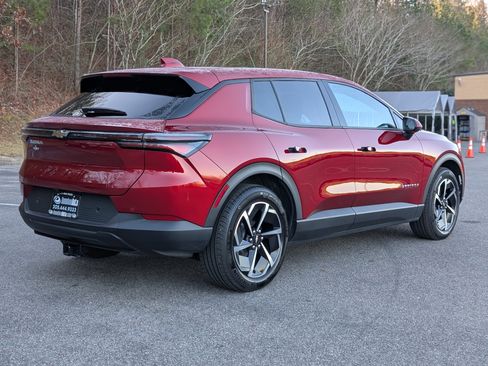 Used 2025 Chevrolet Equinox EV LT image 9