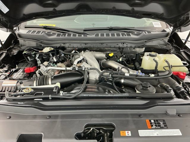 Certified 2024 Ford F350 Lariat AWD/4WD image 34