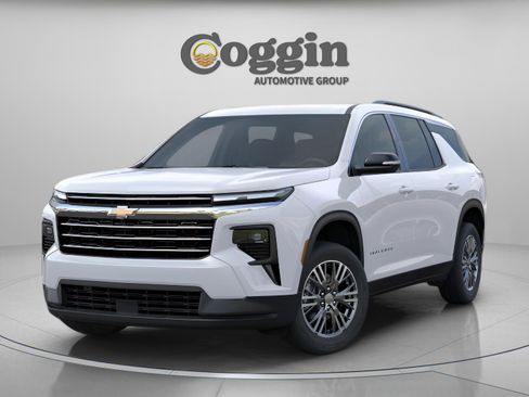 New 2026 Chevrolet Traverse LT w/ Driver Confidence Package FWD image 8