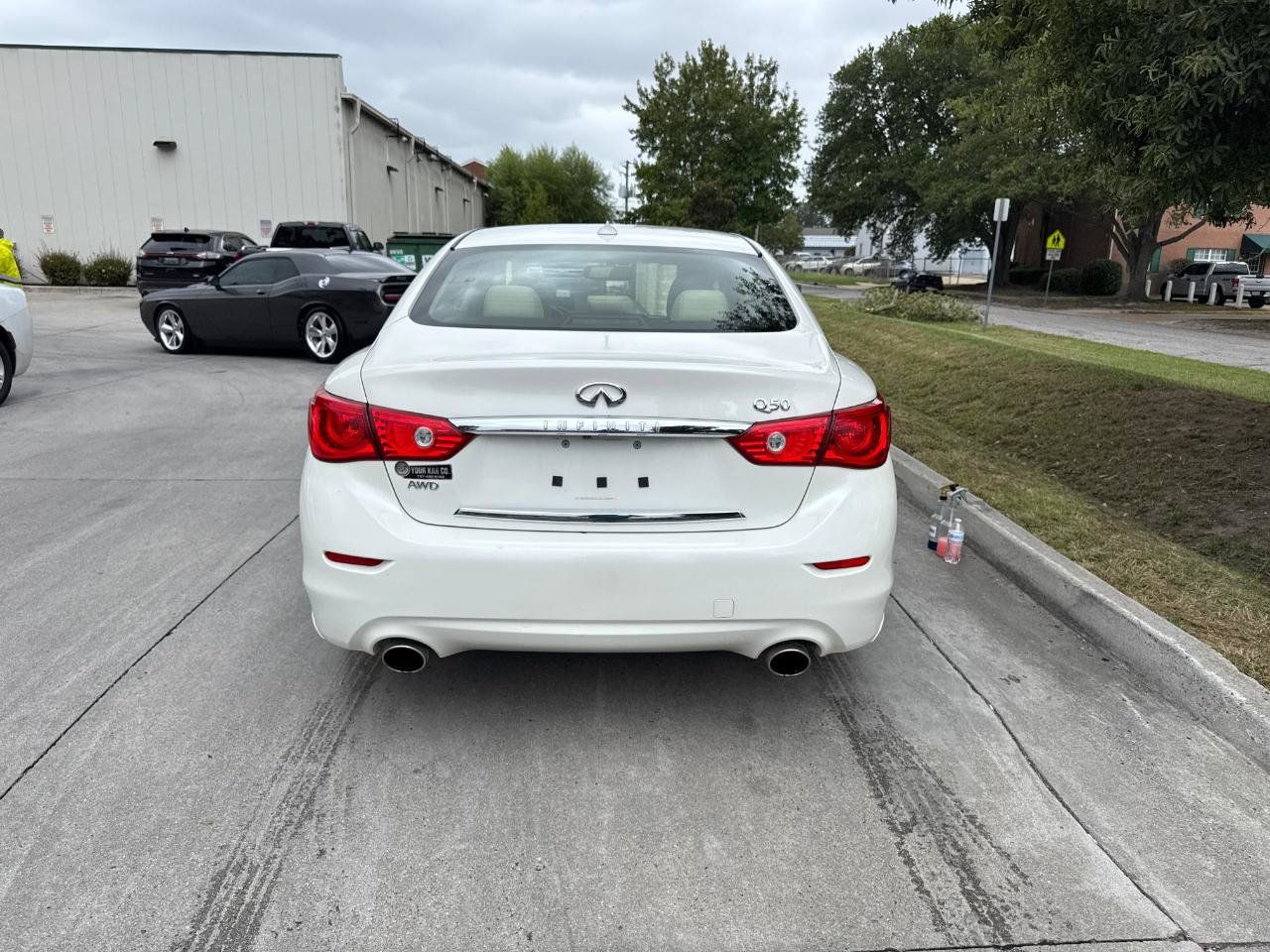 Used 2017 INFINITI Q50 3.0t Premium w/ 3.0T Premium Plus Package AWD/4WD image 10