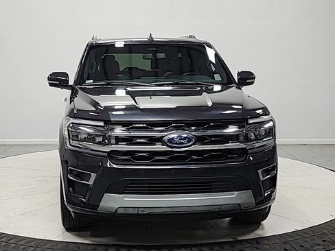 Used 2024 Ford Expedition Limited RWD image 2