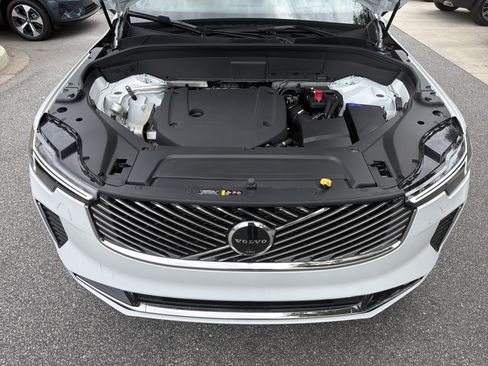 Used 2026 Volvo XC90 B6 Ultra w/ Protection Package AWD/4WD image 36