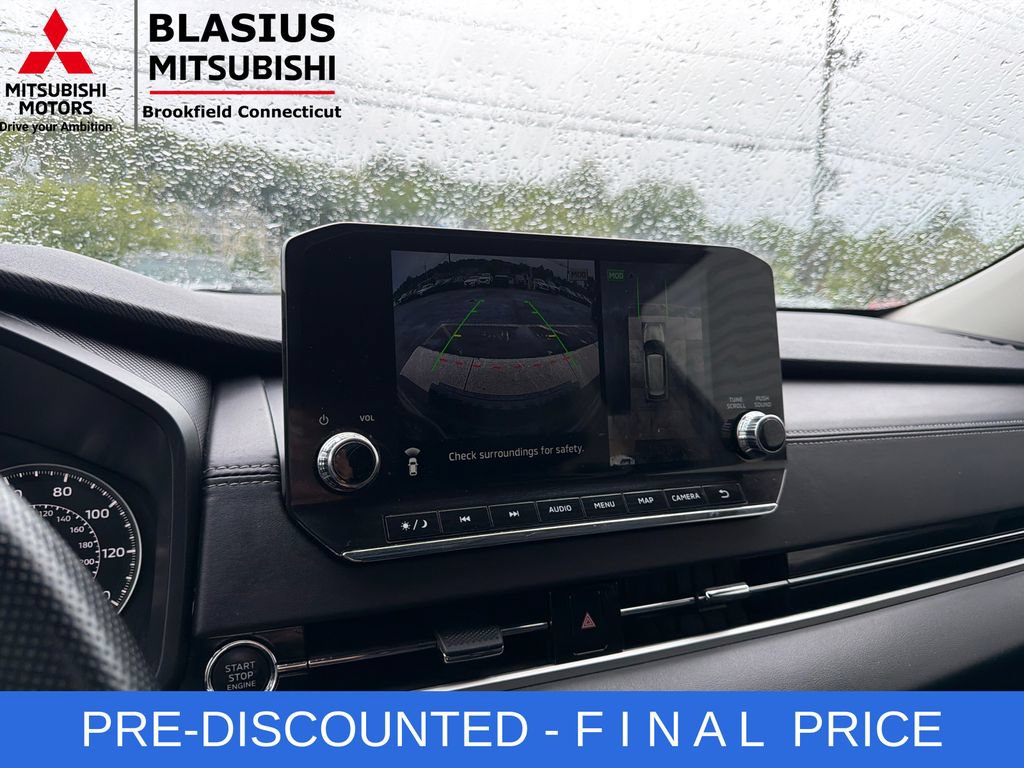 Used 2024 Mitsubishi Outlander SE FWD image 27