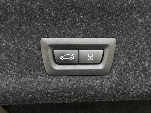 Used 2026 BMW M340i w/ Premium Package RWD image 31