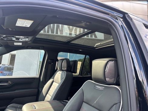 New 2026 GMC Yukon AT4 Ultimate w/ LPO, Floor Liner Package AWD/4WD image 15