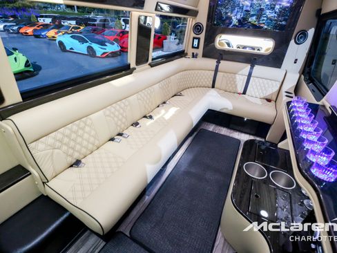 Used 2023 Mercedes-Benz Sprinter 3500 image 20