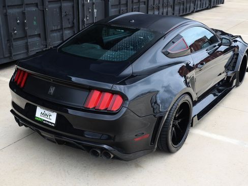 Used 2016 Ford Mustang Shelby GT350 w/ Technology Package RWD image 15