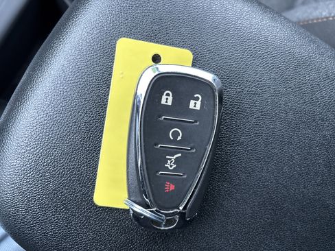 Used 2024 Chevrolet Equinox LT image 28