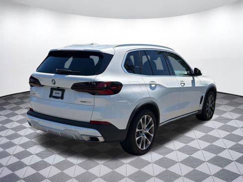 Certified 2024 BMW X5 xDrive40i w/ Premium Package AWD/4WD image 9