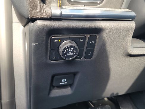 New 2025 Ford Expedition Tremor image 19