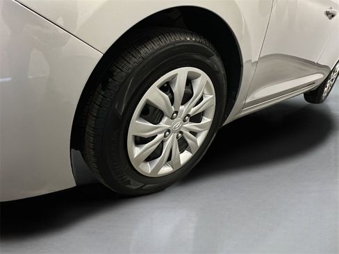 Used 2019 Hyundai Accent SE image 4