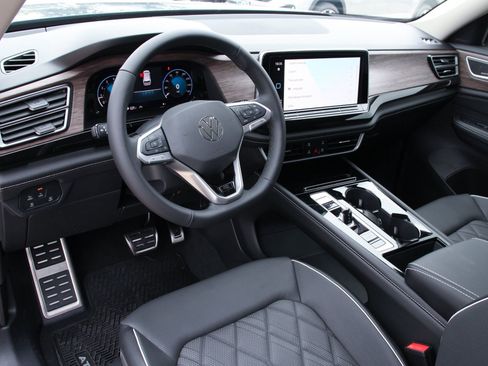 New 2026 Volkswagen Atlas SEL Premium R-Line AWD/4WD image 10