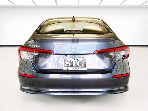 Used 2022 Honda Civic LX image 5