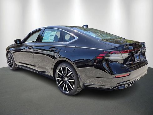 New 2026 Honda Accord Touring image 5