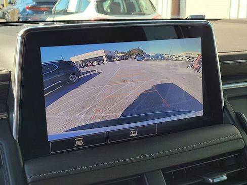 Used 2021 Chevrolet Tahoe Z71 w/ Rear Media and Nav Package image 25