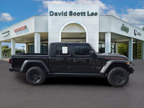 Used 2022 Jeep Gladiator Mojave w/ Trailer Tow Package image 4