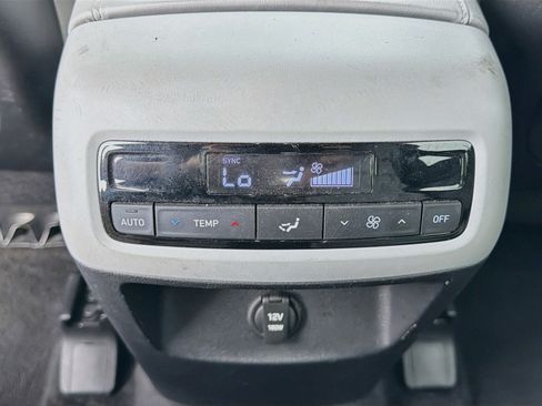 Used 2025 Hyundai Palisade SEL FWD image 21