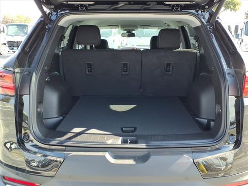 New 2026 Chevrolet Blazer LT w/ Convenience Package image 8