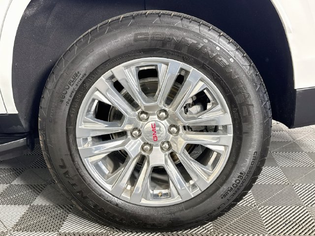 Used 2025 GMC Yukon Denali AWD/4WD image 33