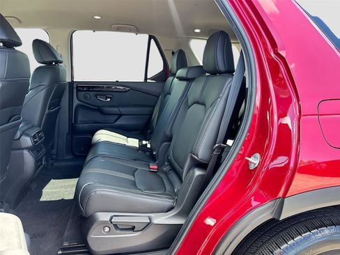 Used 2025 Honda Pilot EX-L image 23