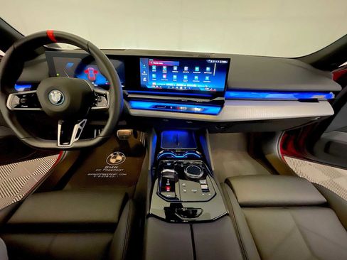 Used 2024 BMW i5 M60 w/ Premium Package image 12