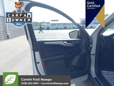 Certified 2025 Ford Escape Platinum image 12