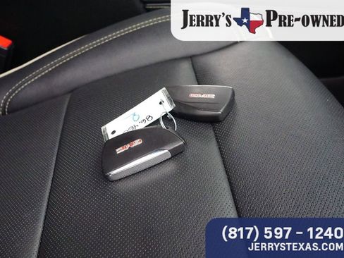 Used 2022 GMC Yukon SLT image 26