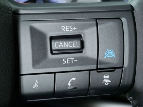 New 2026 Nissan Pathfinder SV AWD/4WD image 28