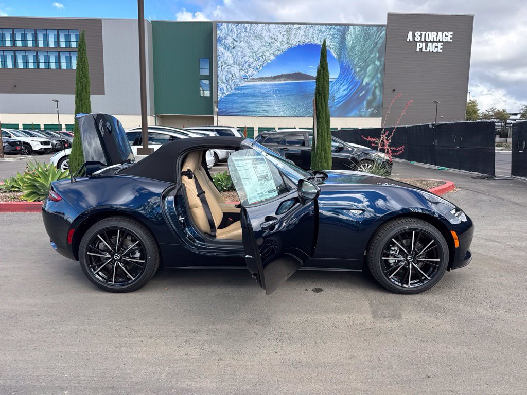 New 2026 MAZDA MX-5 Miata Grand Touring RWD image 27