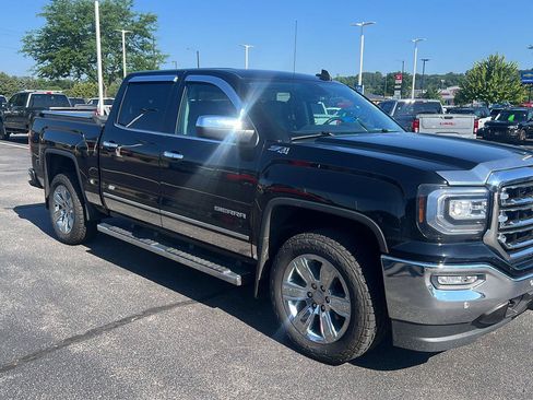 Used 2018 GMC Sierra 1500 SLT AWD/4WD image 2