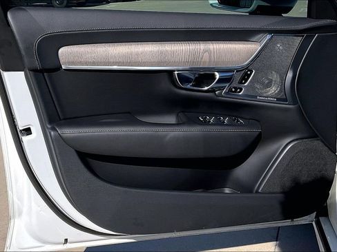 Certified 2023 Volvo S90 T8 Ultimate image 23