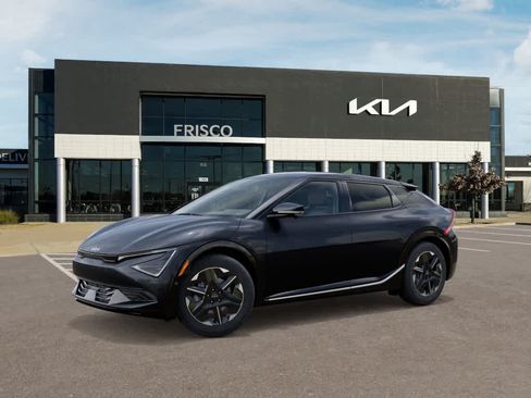 New 2026 Kia EV6 Wind RWD image 3