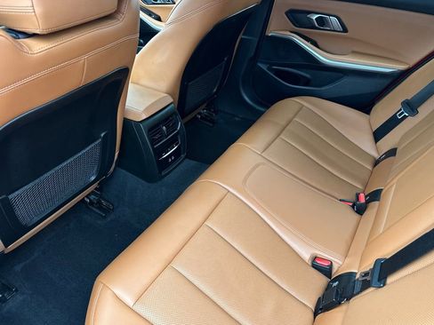 Used 2022 BMW 330i Sedan w/ Driving Assistance Package image 12