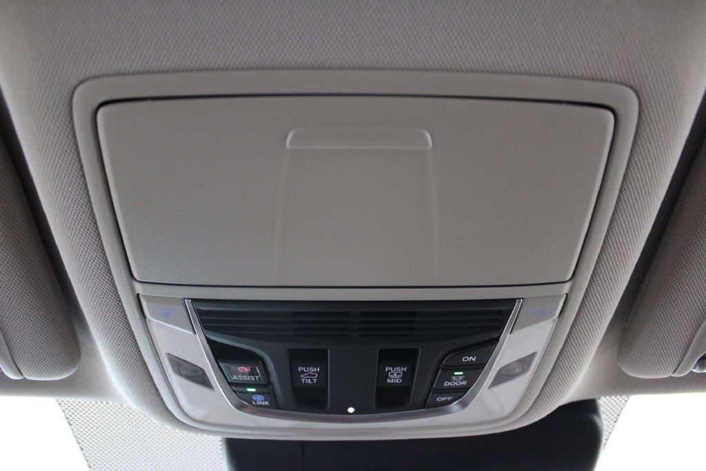 New 2026 Acura RDX w/ Technology Package AWD/4WD image 33