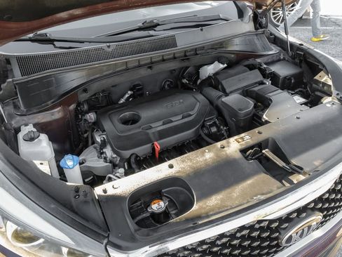 Used 2017 Kia Sorento LX w/ LX Convenience Package image 56